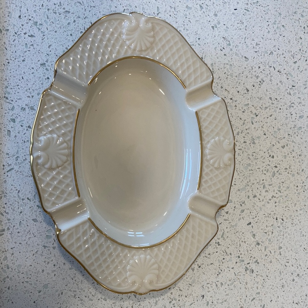 Ashtray